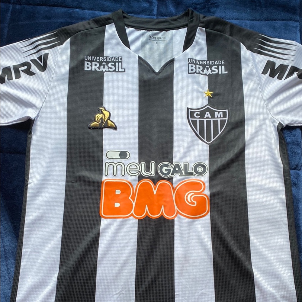 Atlético Mineiro Black and White Striped Jersey